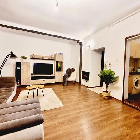 Holiday Apartments Bucarest Extérieur photo