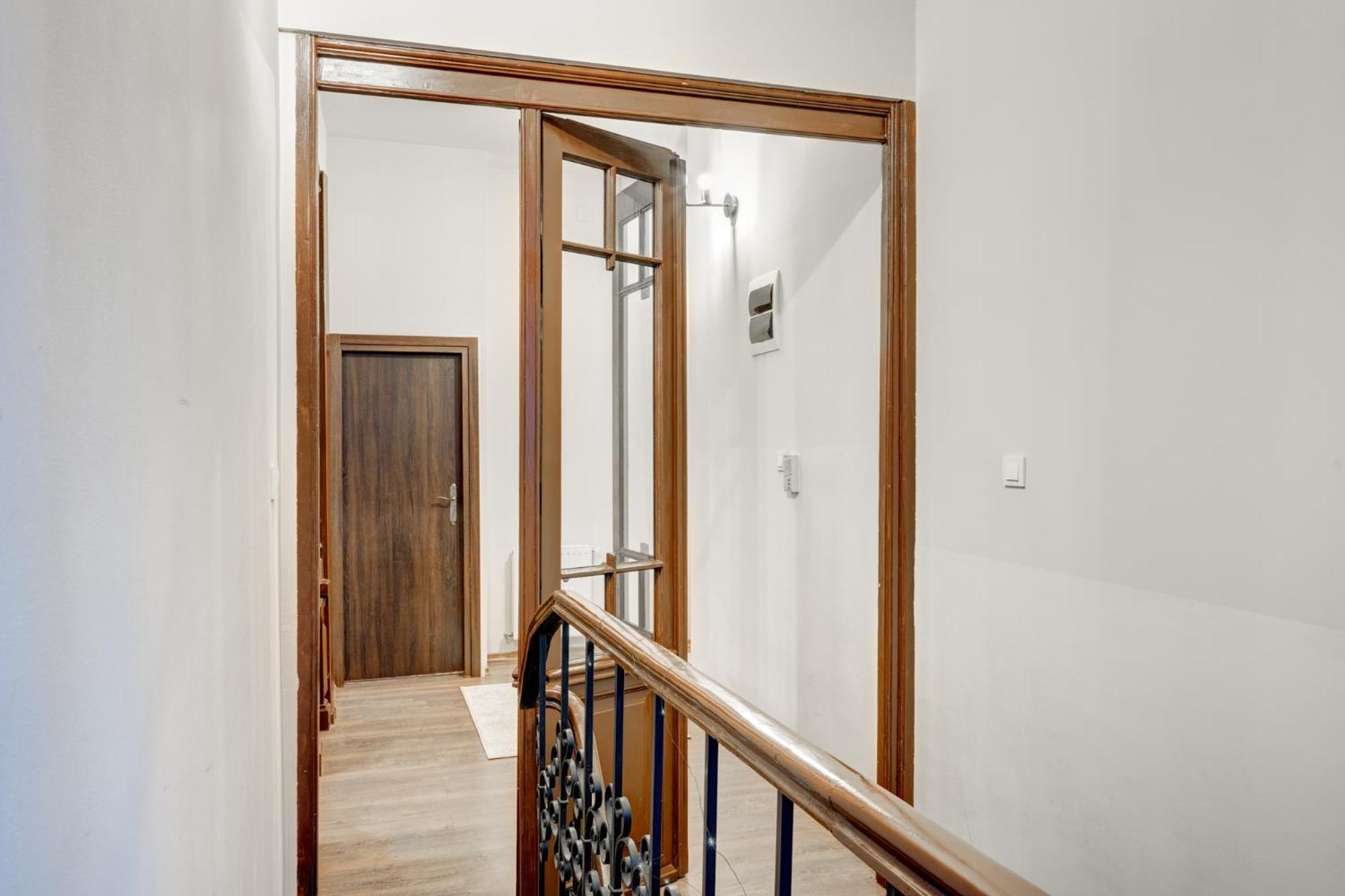 Holiday Apartments Bucarest Extérieur photo