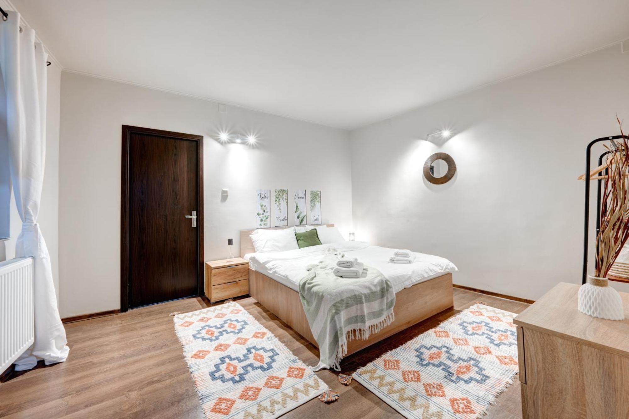 Holiday Apartments Bucarest Extérieur photo